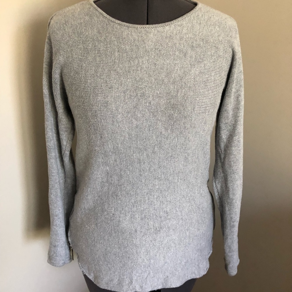 Michael Kors gray lightweight sweater